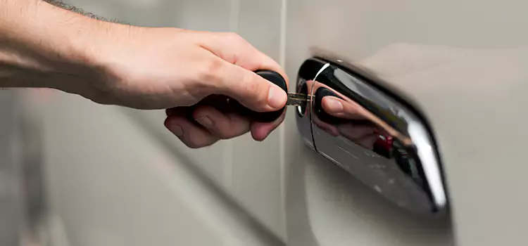 Why Choose Our Auto Locksmith Team in Moorpark, CA?