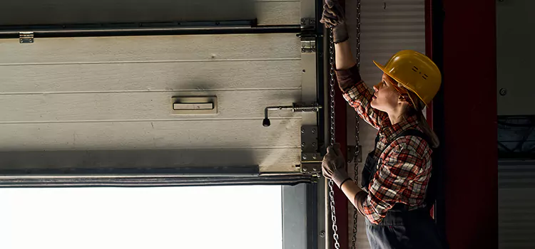 Addressing Common Garage Door Stoppage Issues in Moorpark, CA