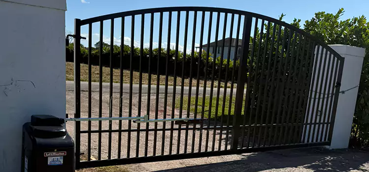 Driveway Fence Repair Moorpark